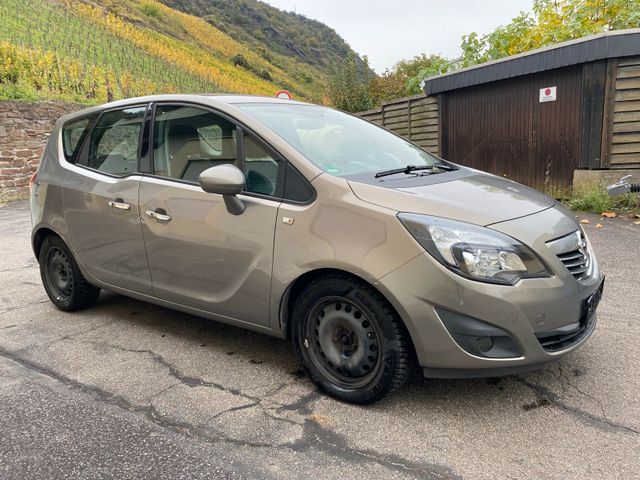 Opel Meriva, Baujahr 2011. Euro 5  Motor 1...