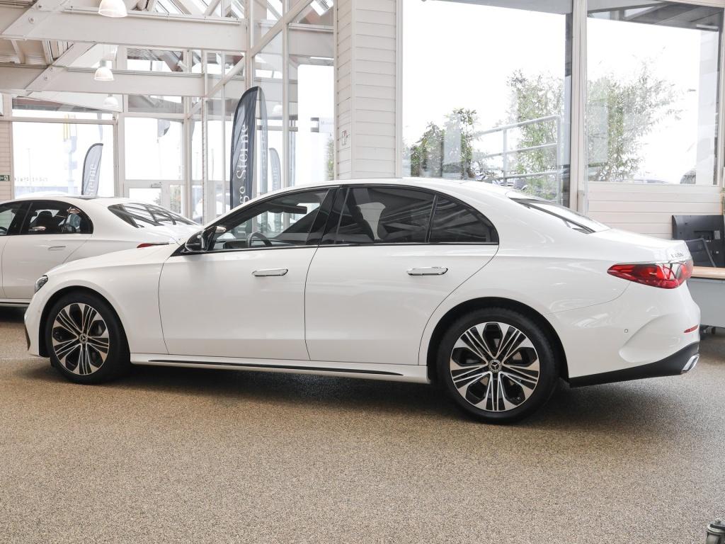 Mercedes-Benz E 220 d 4M AMG-Sport/Pano/Super/360/StdHz/Burm