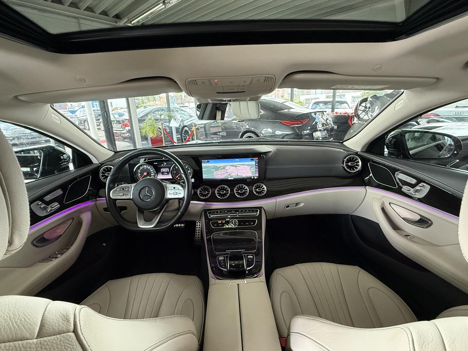 Mercedes-Benz CLS 300 d AMG Line LED+Kamera+SD+Leder+Navi+Memo
