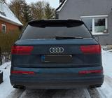 Audi SQ7 4.0 TDI quattro tiptronic - - blaue Audi SQ7