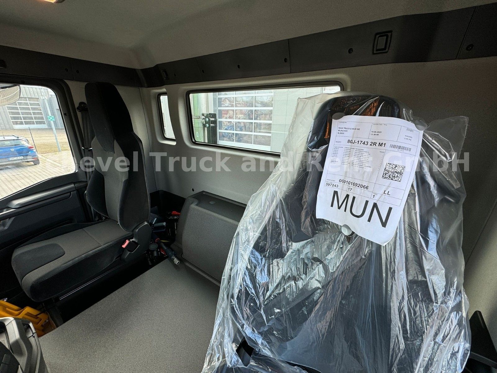 Fahrzeugabbildung MAN TGS 18.520 BL SA 4x4 mit Hydraulikvortbere* AhK