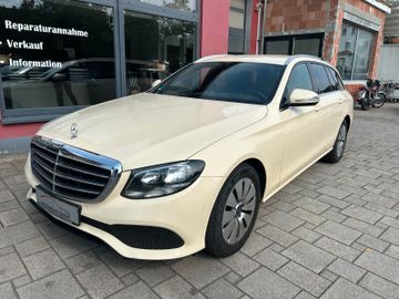 Mercedes E 200 - 1