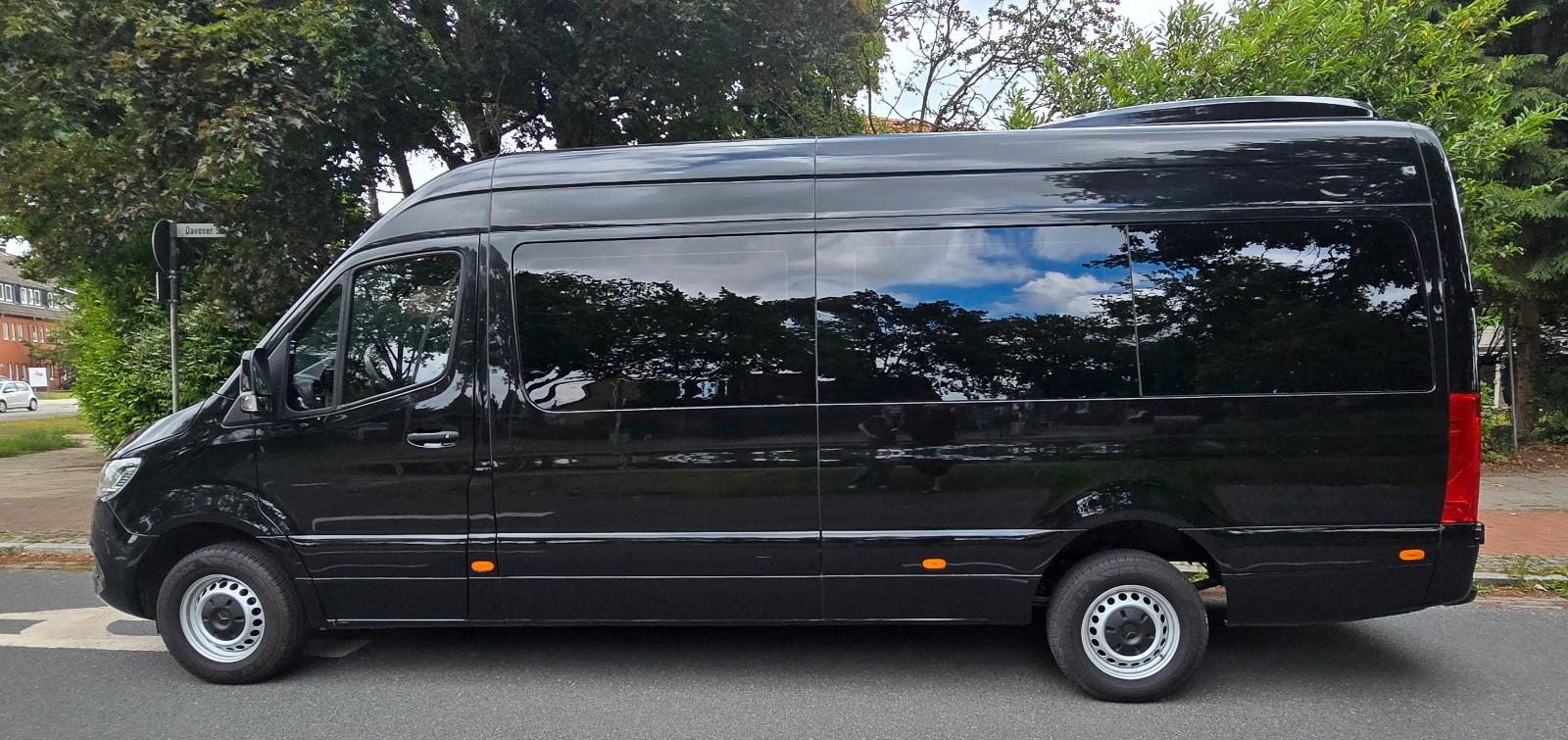 Mercedes-Benz Sprinter ViP Shuttle