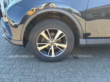 Toyota RAV 4 - 6
