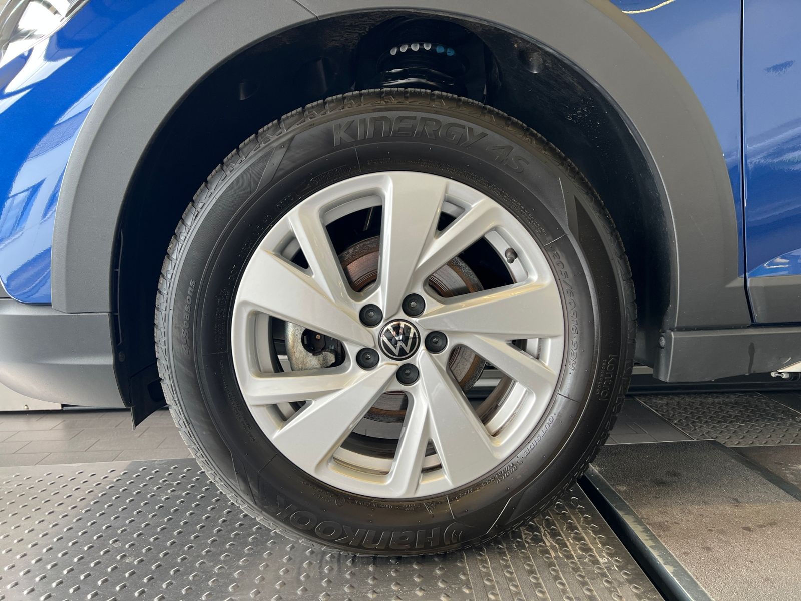 Fahrzeugabbildung Volkswagen Taigo Life 1,0 l TSI *LED, Navi, Kamera, 16''-LM