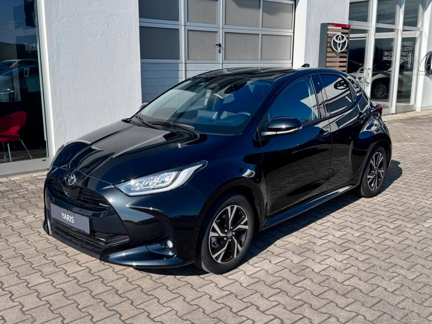 Toyota Yaris - 1,5 l Hybrid 116 Teamplayer + Comf. Pake