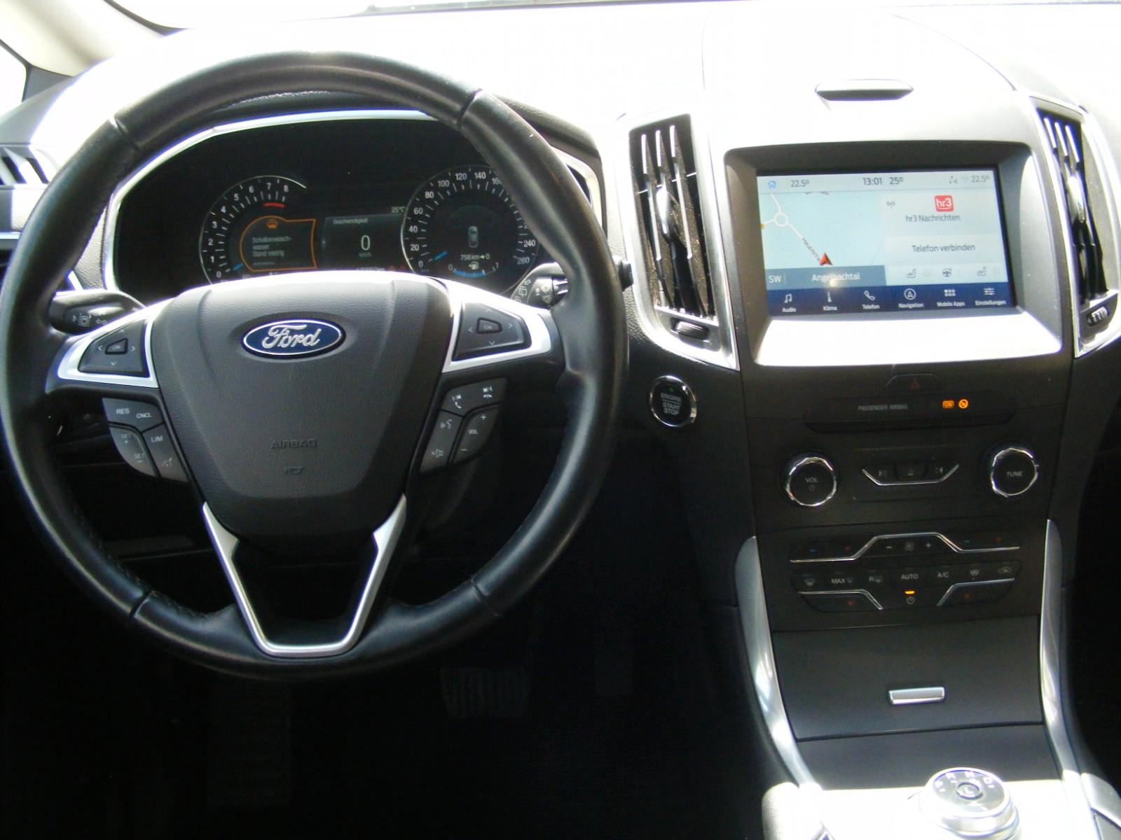 Ford S-MAX Hybrid Titanium -Automatik-