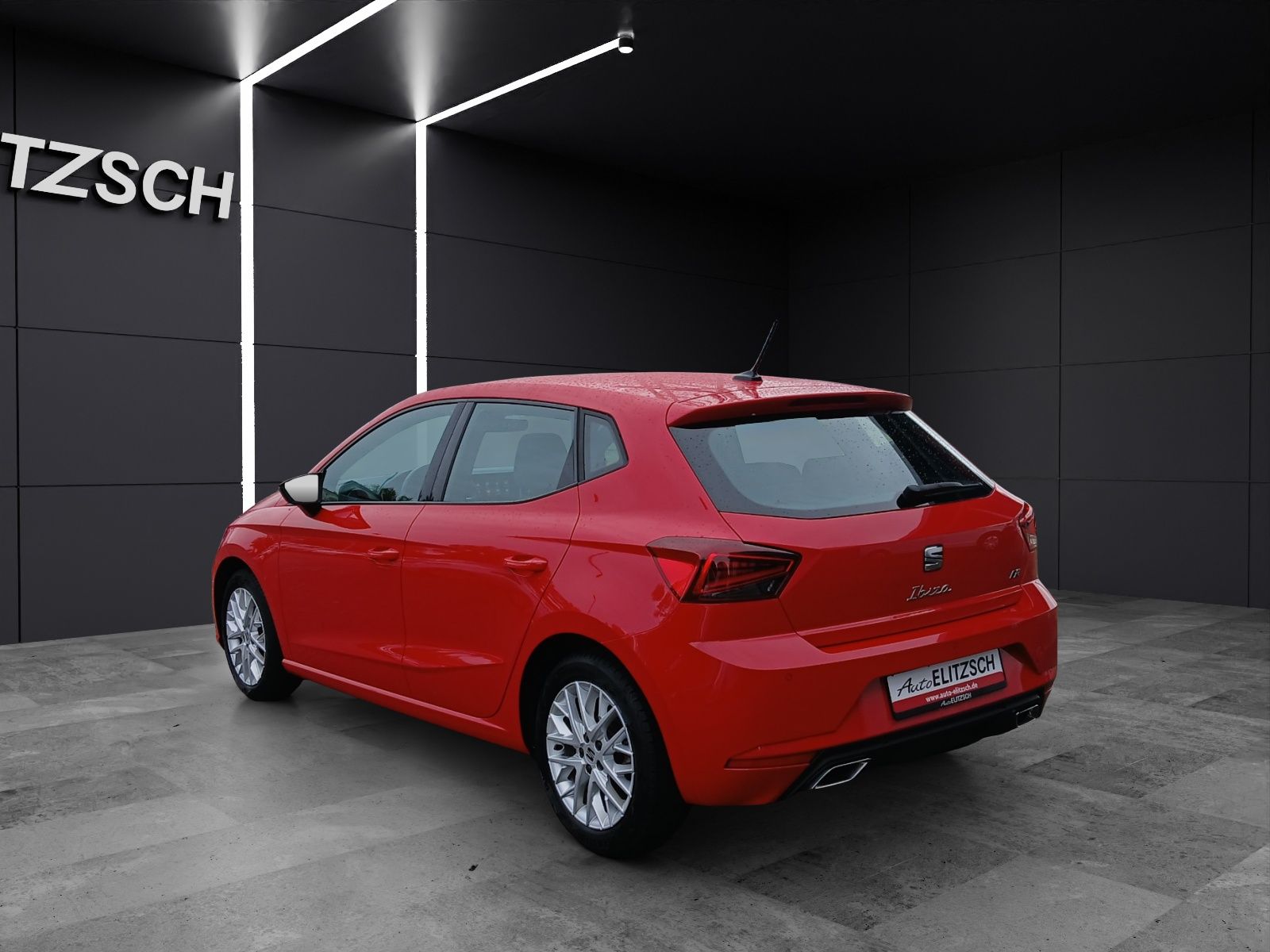 Fahrzeugabbildung SEAT Ibiza TSI FR-Line DSG LED Navi AID GRA PDC SH