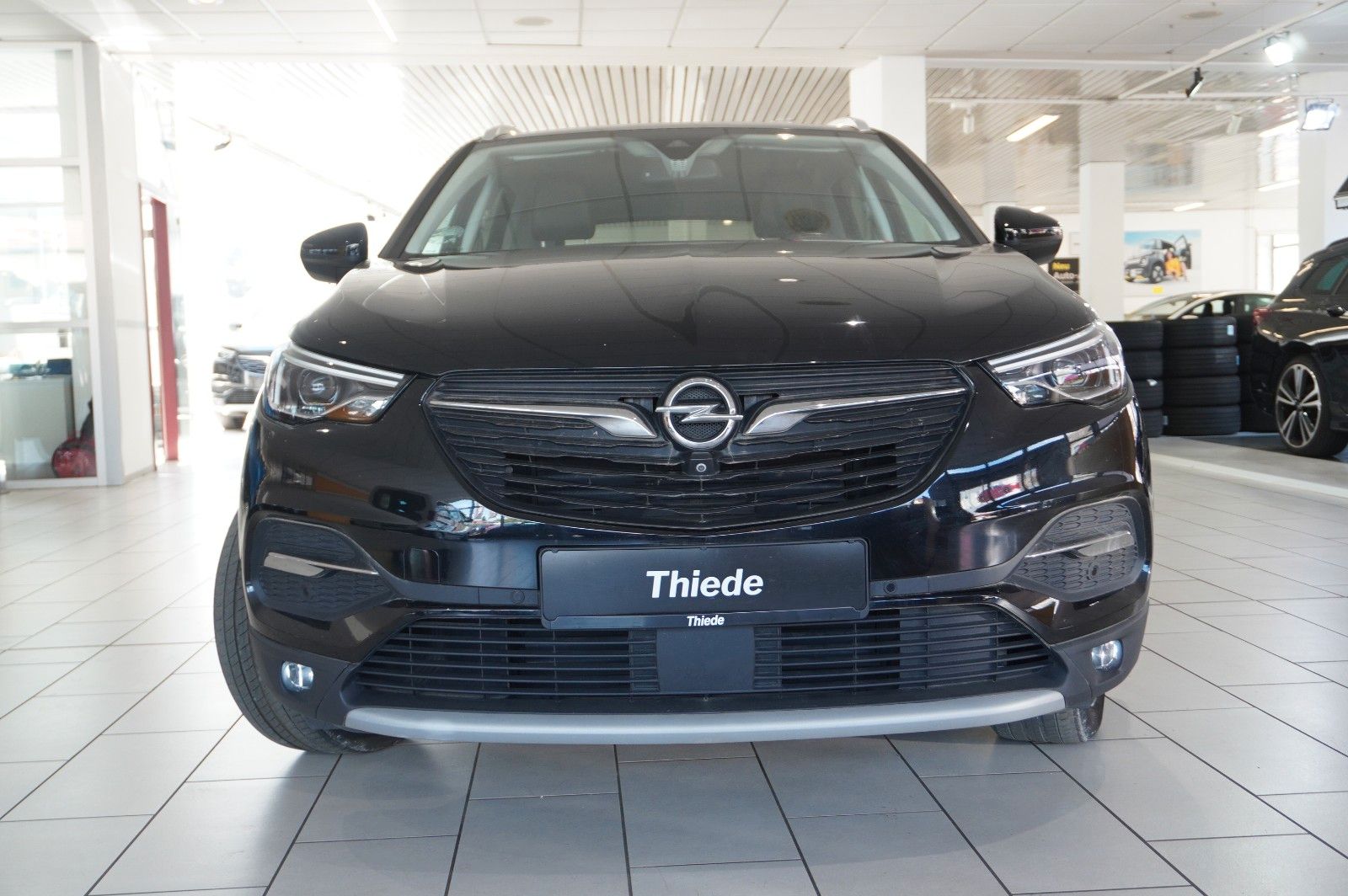 Fahrzeugabbildung Opel Grandland (X) 1.5D ULTIMATE NAVI/LED/360°/SH/AHK