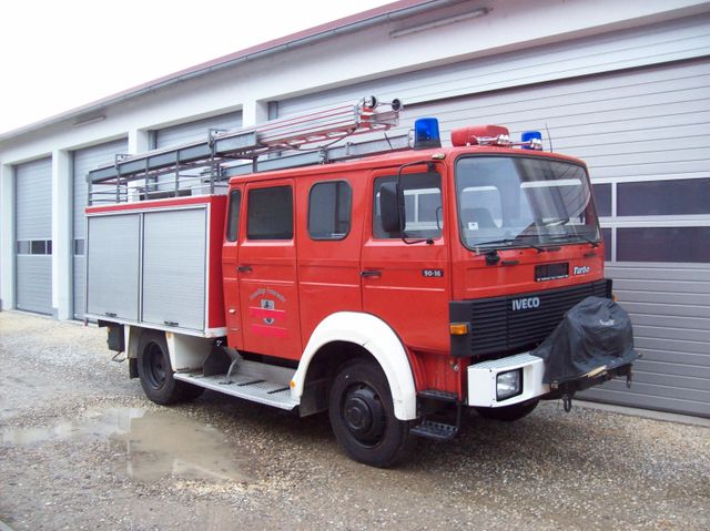 Iveco Magirus 90 16 4x4 Allrad  Feuerwehrfahrzeug LF16