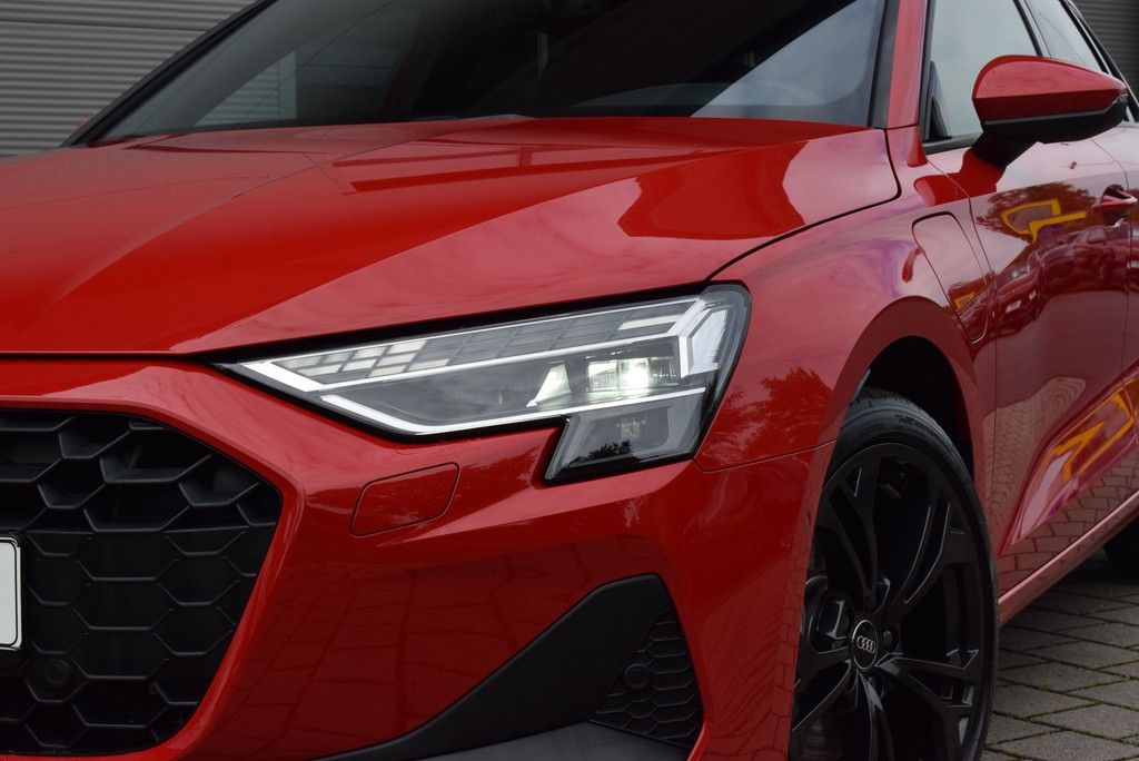 Audi A3 Sportback 40 TFSIe S-line AHK Navi RüKam foto 23