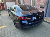 BMW M550i xDrive A - BMW Garantie bis 12/26 - gebrauchte BMW M550 aus dem Jahr 2021