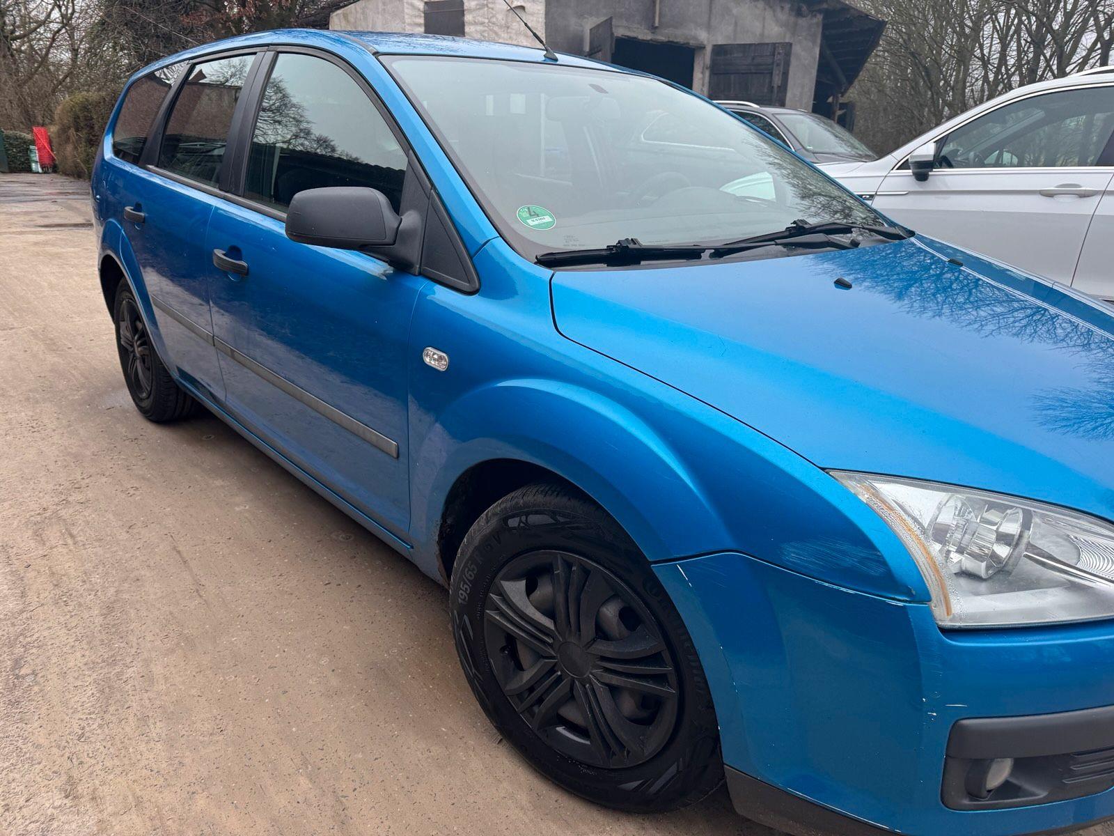 Ford Focus 2005 — photo 10