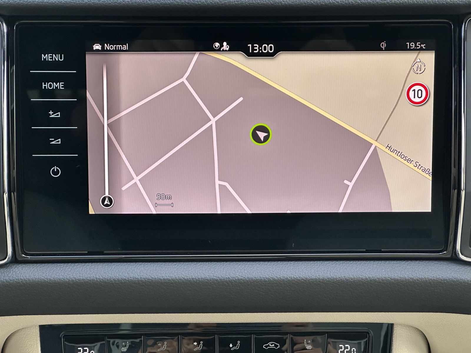 Fahrzeugabbildung SKODA Kodiaq 2.0 TDI DSG L&K 7-Sitzer NAV+LED+AHK+PANO