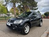 Suzuki Grand Vitara 2.4 VVT Club TÜV NEU Garantie - Suzuki Grand Vitara: Geländewagen