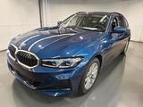 BMW 318 d T*WIDE*ACC*KEY-GO*LED*STD-HZ*LIVE COCKPIT - BMW 318: 318d