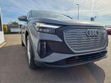 Audi Q4 40 e-tron NAVI+LED+EINPARKHILFE VORN UND HINT - Audi Q4 40 Gebrauchtwagen