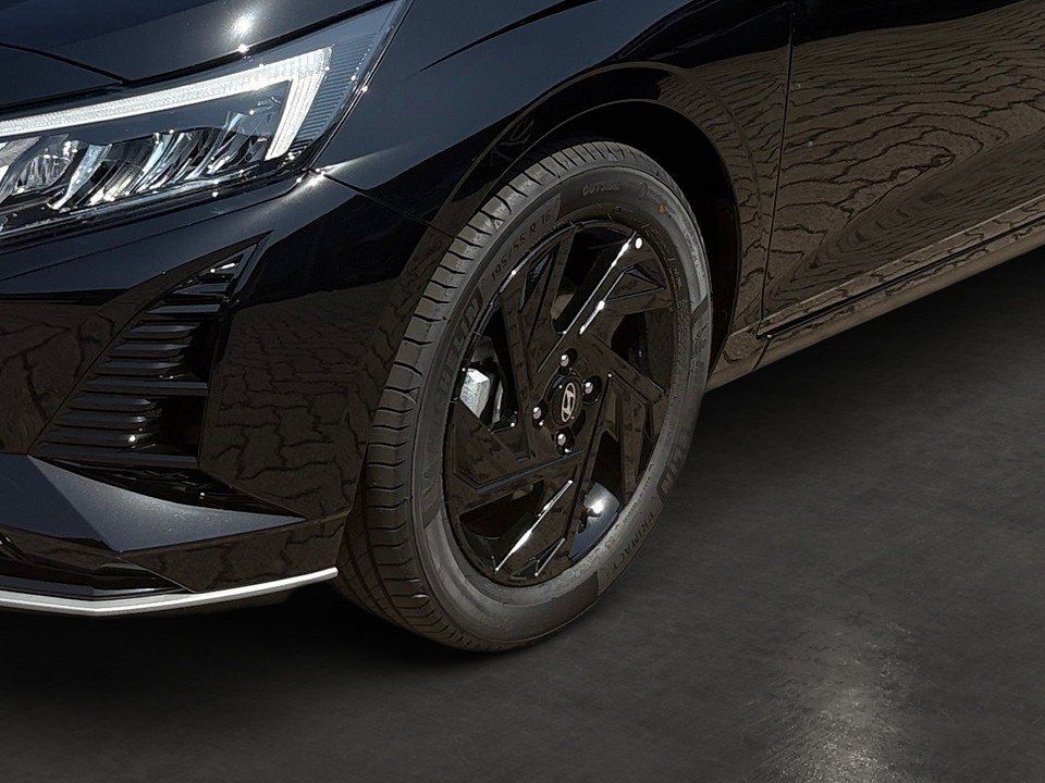 Fahrzeugabbildung Hyundai i20 1.0T 90PS Blackline