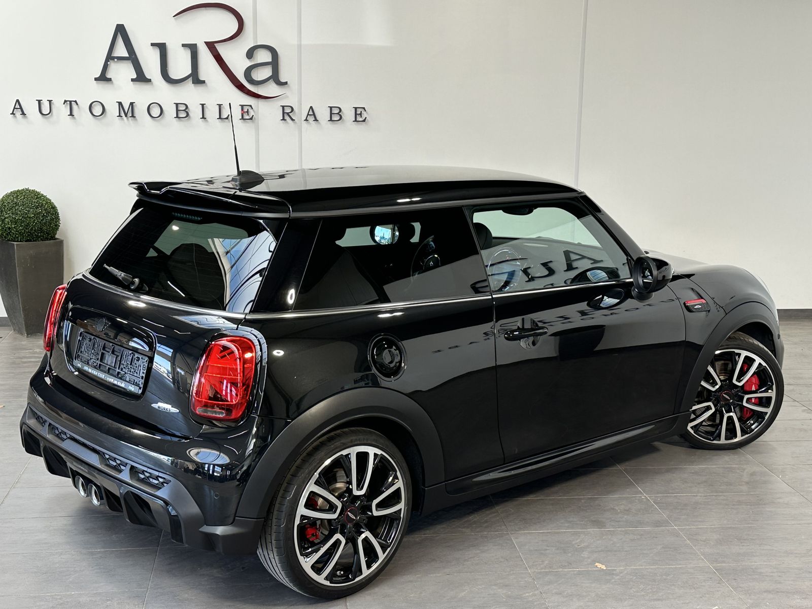 Fahrzeugabbildung MINI John Cooper Works NAV+LED+KAMERA+DIGDISPLAY+ACC