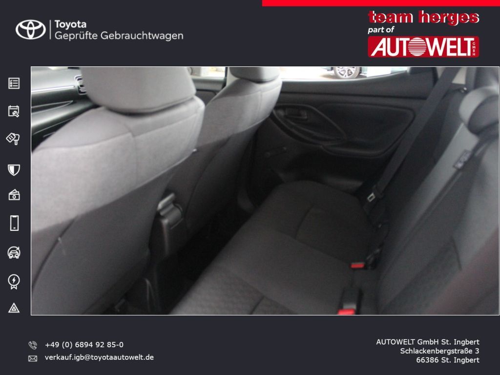 Fahrzeugabbildung Toyota Yaris Hybrid 1.5 VVT-i Comfort
