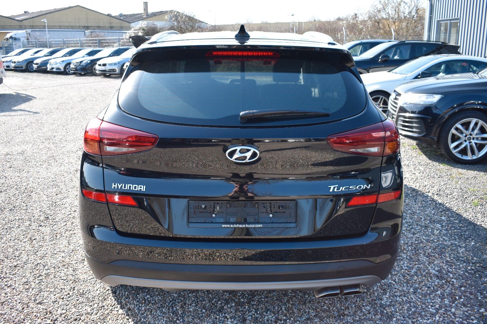 Fahrzeugabbildung Hyundai Tucson Trend 2WD Automatik Kamera AHK