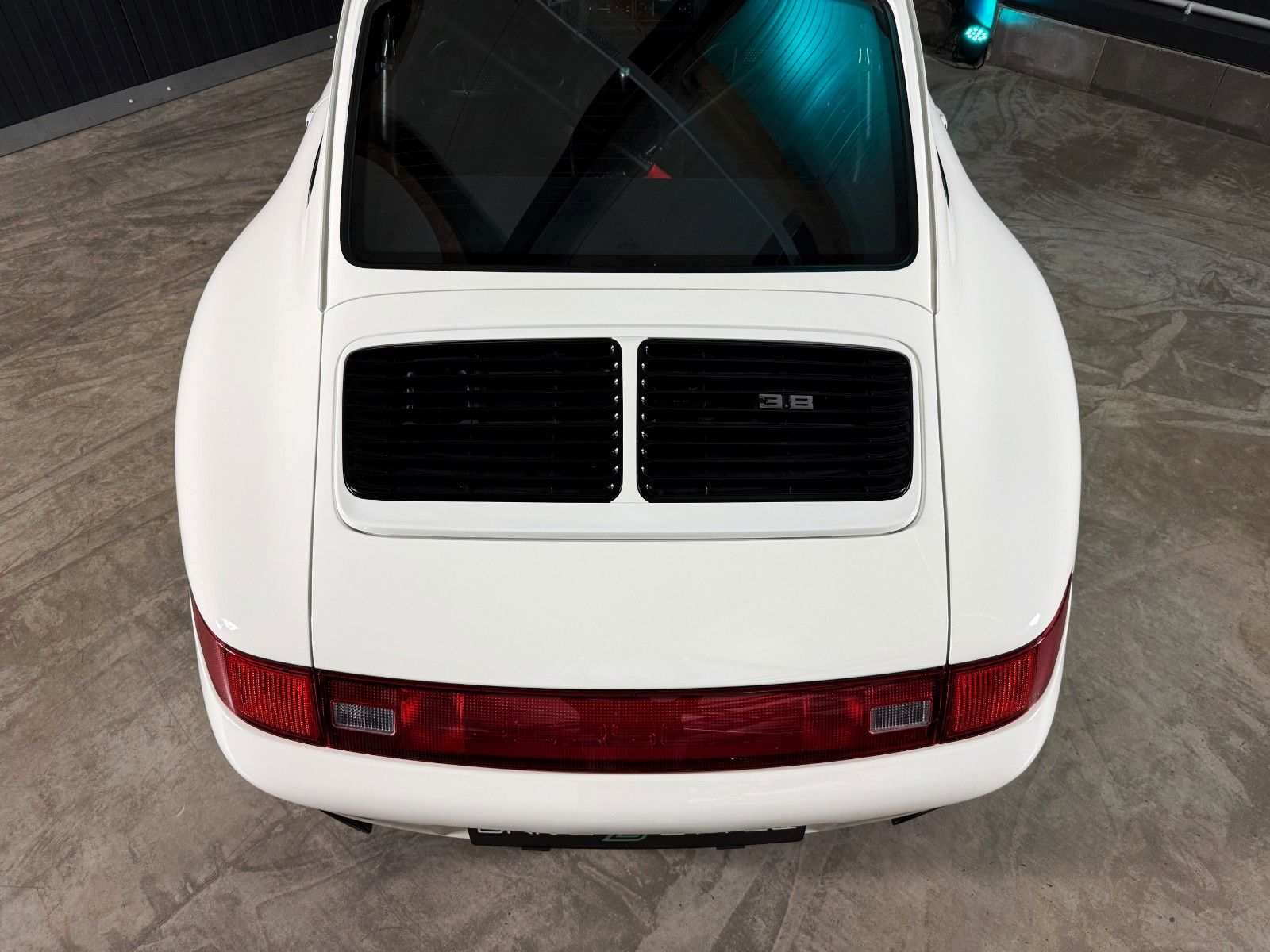 Fahrzeugabbildung Porsche 993 RS Nachbau 3,8L + 325 PS + Komplett umbau