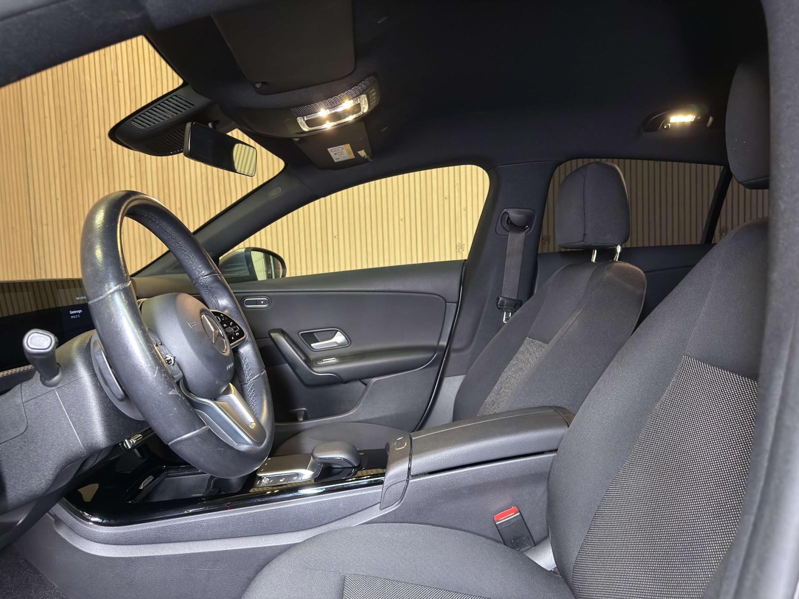 Mercedes-Benz CLA 180 Automaat Shooting brake Led, миниатюра 12