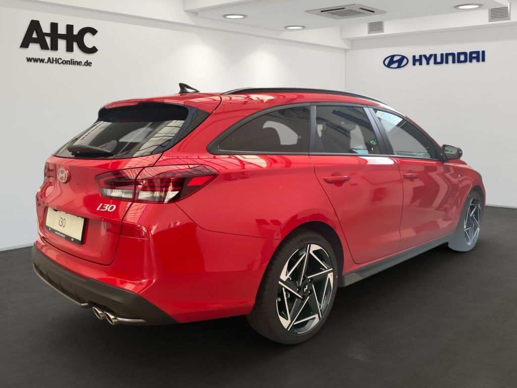 Fahrzeugabbildung Hyundai i30 FL Kombi (MY25) 1.5 T-GDI (140 PS) 48V 6-MT