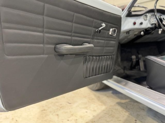 Karmann Ghia Cabriolet Original / VW Zertifikat