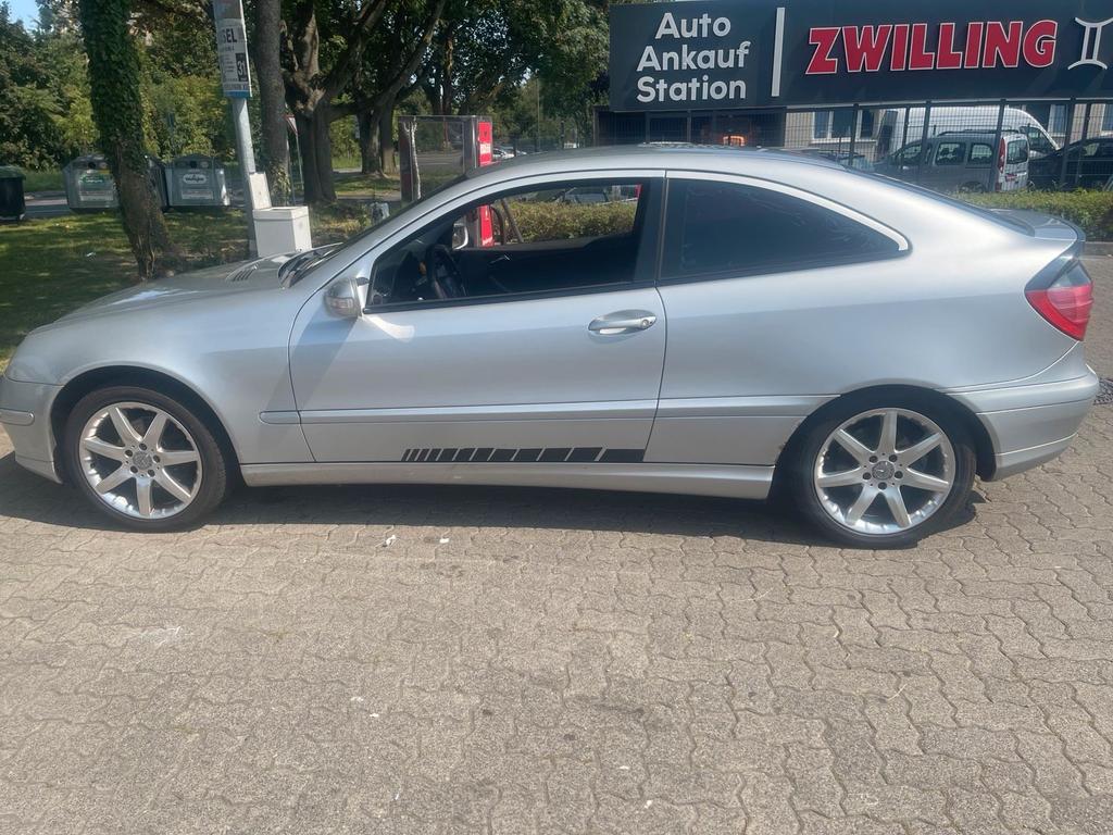 Mercedes-Benz C 200