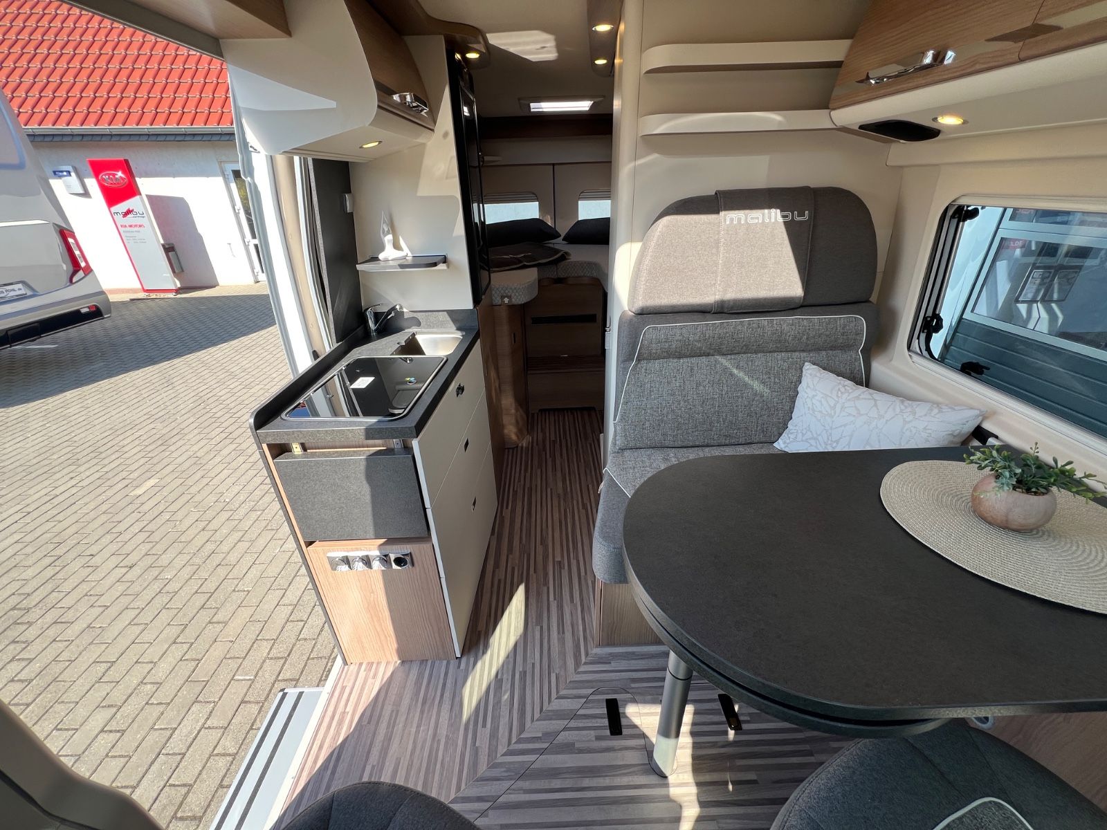 Fahrzeugabbildung Malibu Van Comfort 640 LE