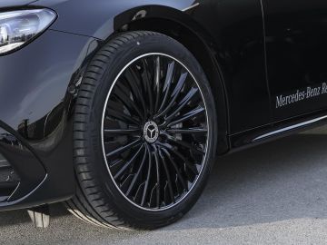 Mercedes E 200 - 9