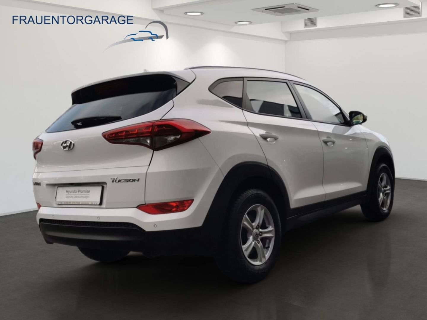 Fahrzeugabbildung Hyundai Tucson blue Advantage 2WD Navi, 8-fach bereift M
