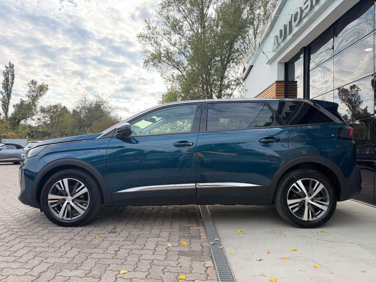 PEUGEOT 5008 5008 Allure 7-Sitzer/1-HAND/CAM/MwSt/SHZ – Ansicht 8
