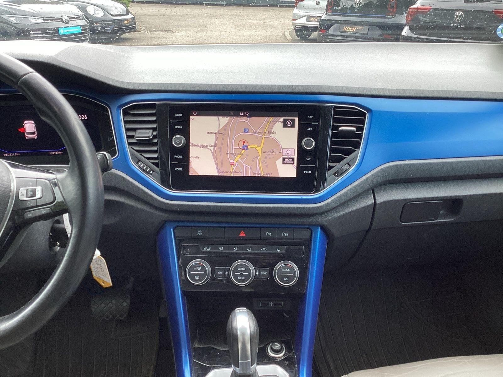 Volkswagen T-Roc 2.0TDI Style 4M DSG Leder Pano Navi LED AH