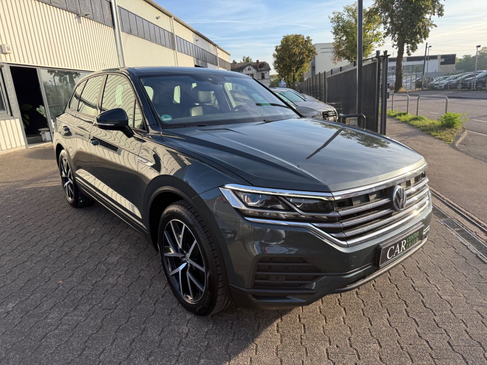 VW Touareg Bild 1