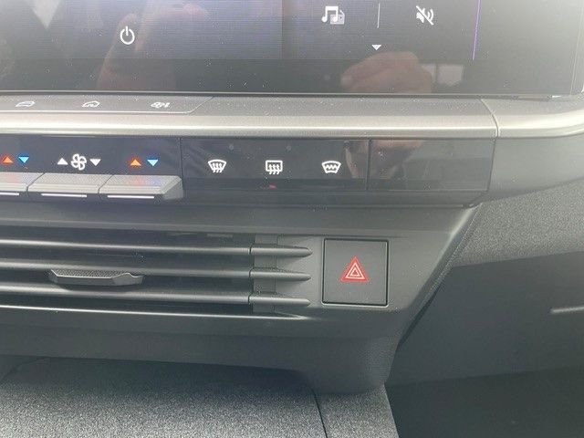 Fahrzeugabbildung Opel Grandland GS MHEV AT+Navi+AHK+Head-Up+Sitzheizun
