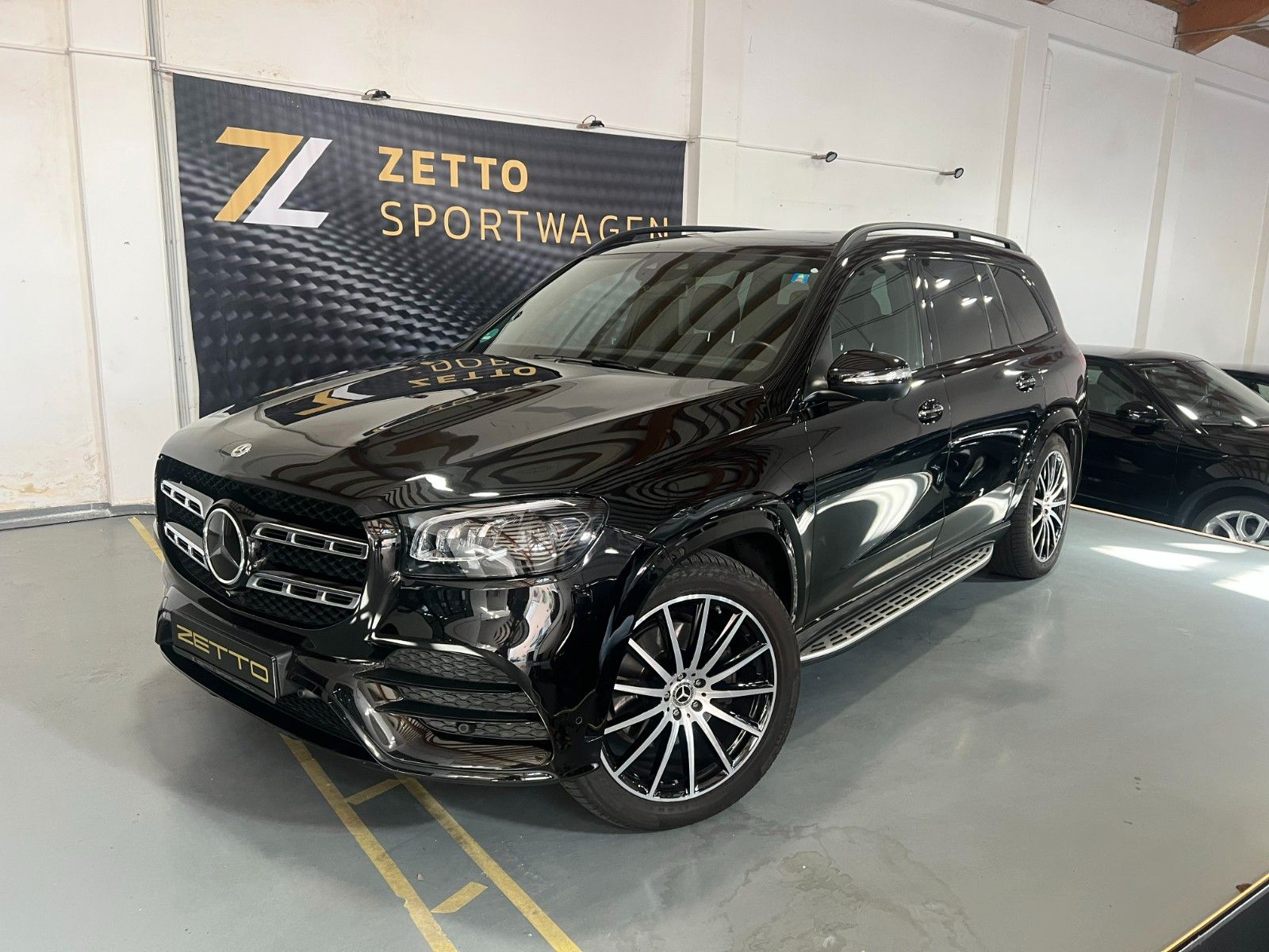 MERCEDES-BENZ GLS 400 d 4Matic | NP 120.TE | 7-Sitzer |