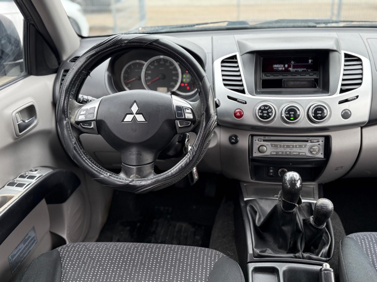Mitsubishi L200 Intense 2.5 Doppelkabine 4WD /KLIMA/4x4/
