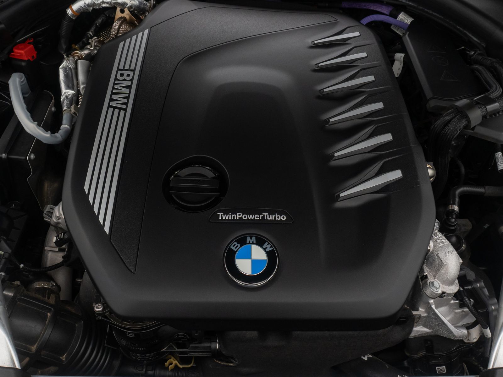 Fahrzeugabbildung BMW 530d M Sport Kamera DAB Laser Komfort H/K HUD 19