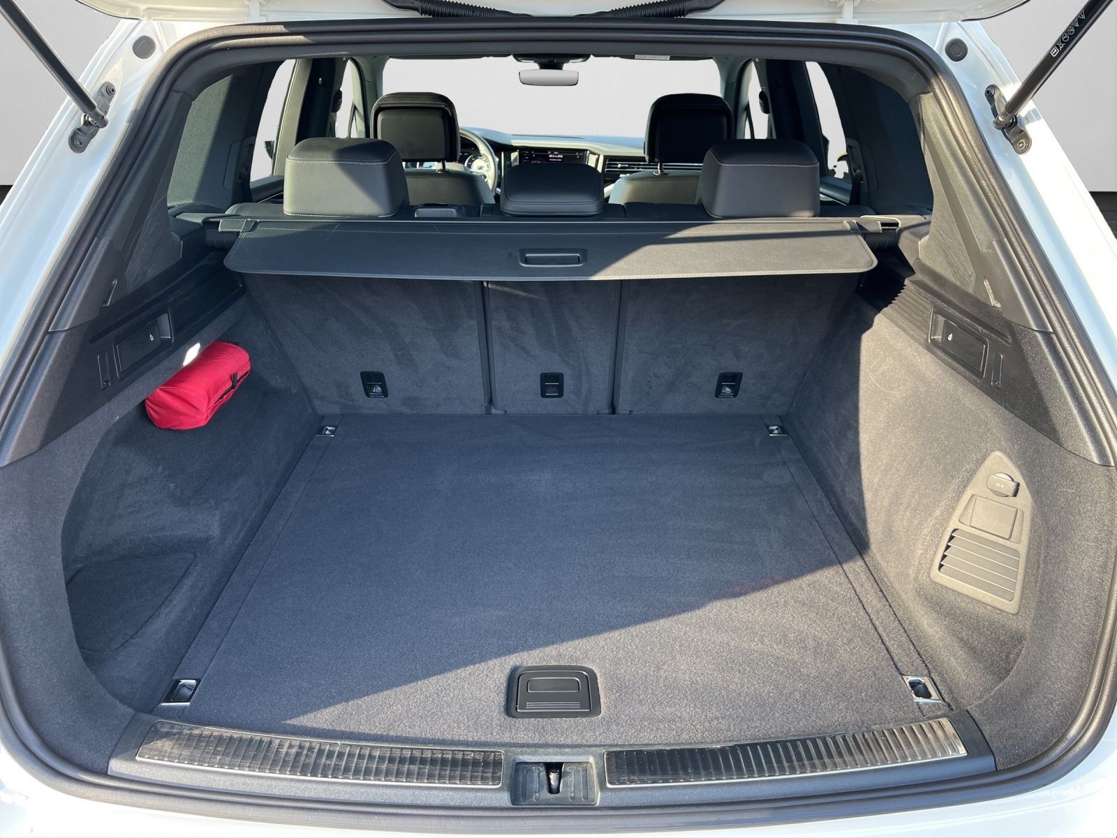 Volkswagen Touareg - Bild 16