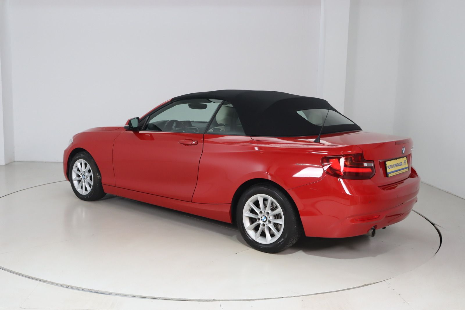 Fahrzeugabbildung BMW 220 i  * Xenon * Navi * Lenkradhzg. * Leder