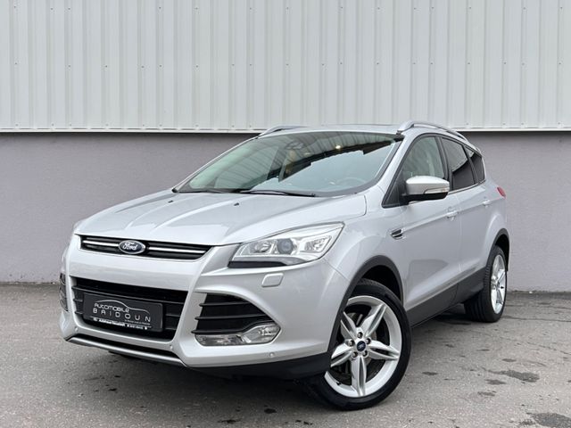 Ford Kuga Titanium XENON NAVI TÜV