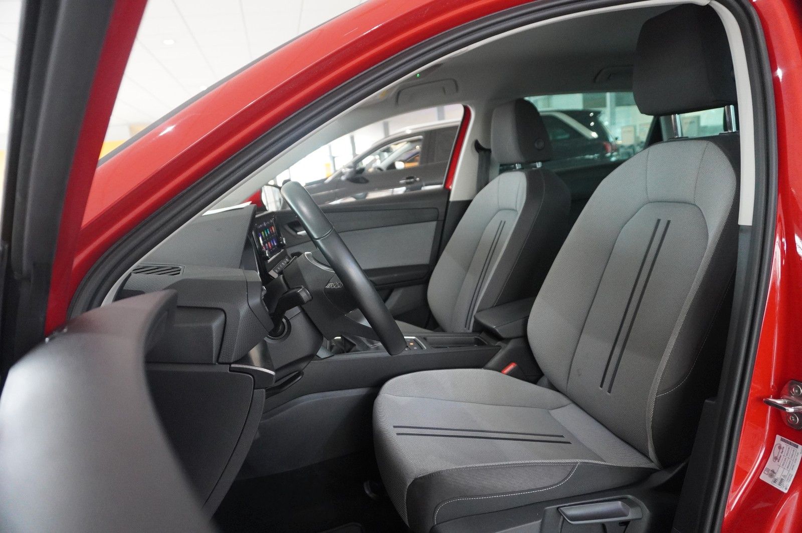 Fahrzeugabbildung SEAT Leon ST 2.0 TSI STYLE NAVI/LED/KAMERA/VIRT./DAB+