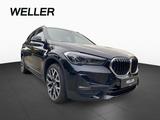 BMW X1 sDrive20d Sport Line Leder LED DA Navi HiFi - BMW X1 Gebrauchtwagen in Frankfurt