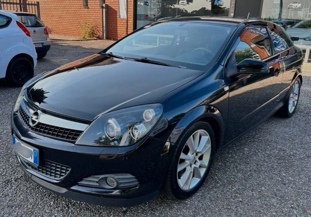 Opel Astra TwinTop 1.8 16V VVT Enjoy