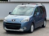 Peugeot Partner Tepee HDI 110 Family *Klima*Pano*1 Hand* - gebrauchte Peugeot Partner Tepee aus dem Jahr 2010