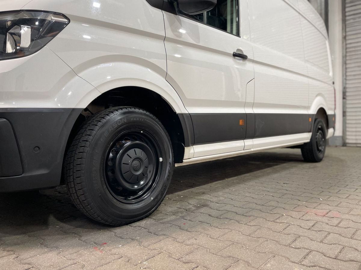 Fahrzeugabbildung Volkswagen Crafter Kasten 35 mittell Hochdach  #Kamera#AHK