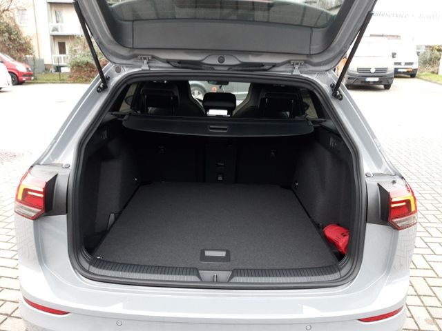 Golf Variant R-Line 2,0 TDI SCR 110 kW (150 PS)