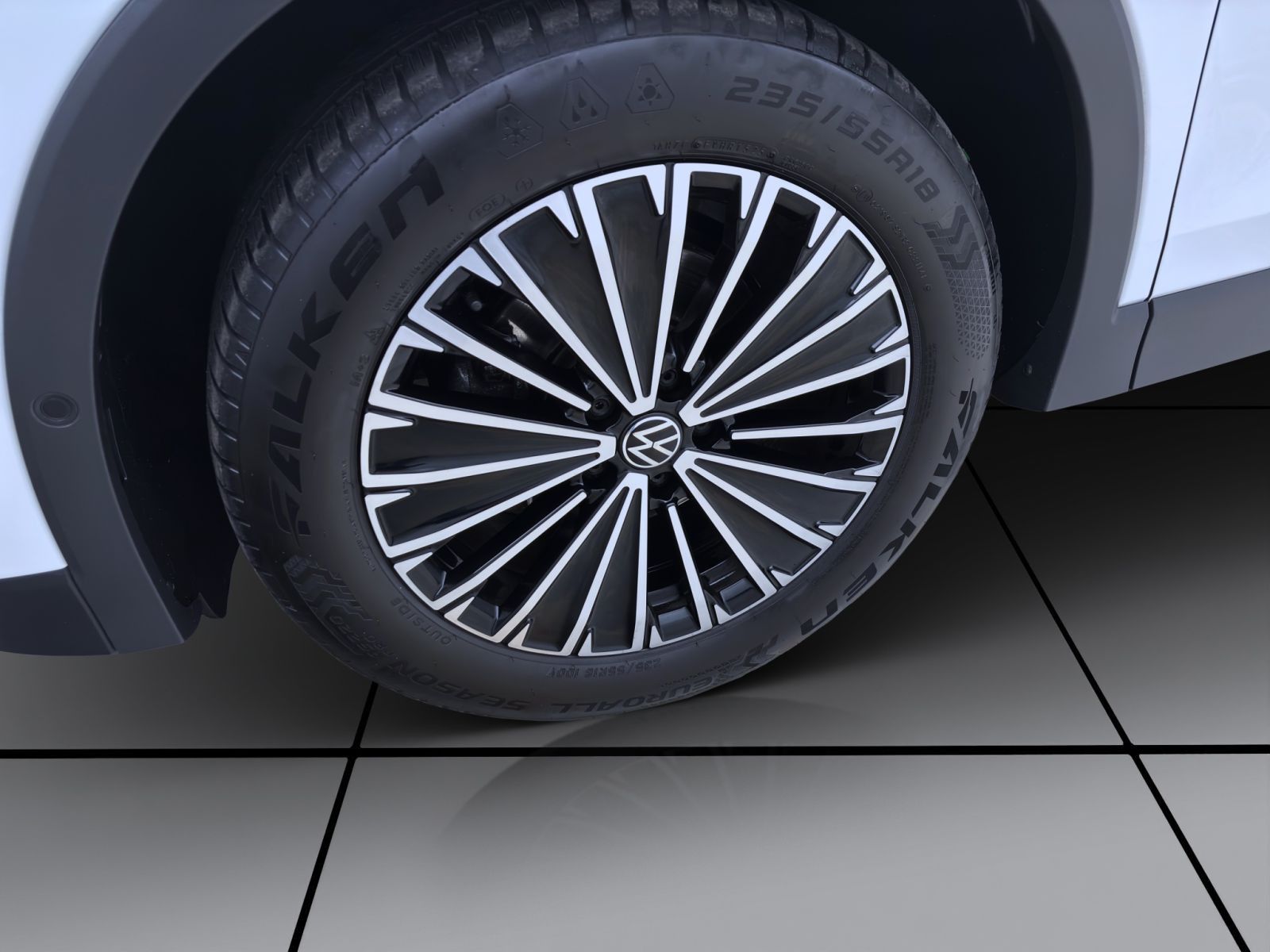 Volkswagen Tiguan - Bild 8